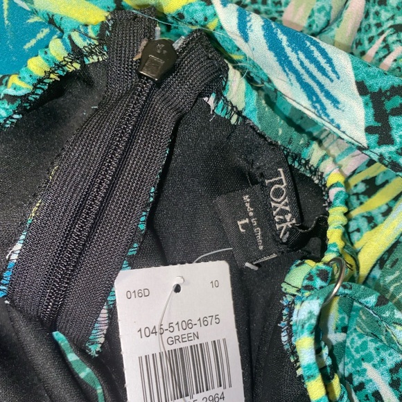 Women’s Tropical Romper - Picture 9 of 10